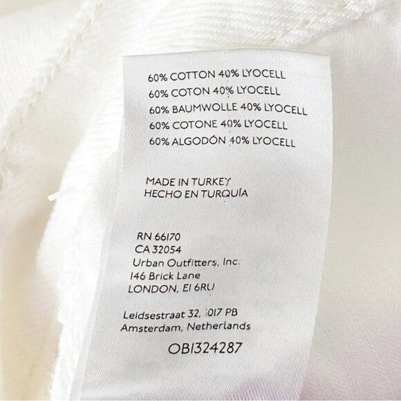 Stylish White Ripped Women Jeans - Picture 9 of 10